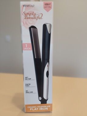 New Vivitar Simply Beautiful Black and White Ceramic Tourmaline Flat Iron 1”